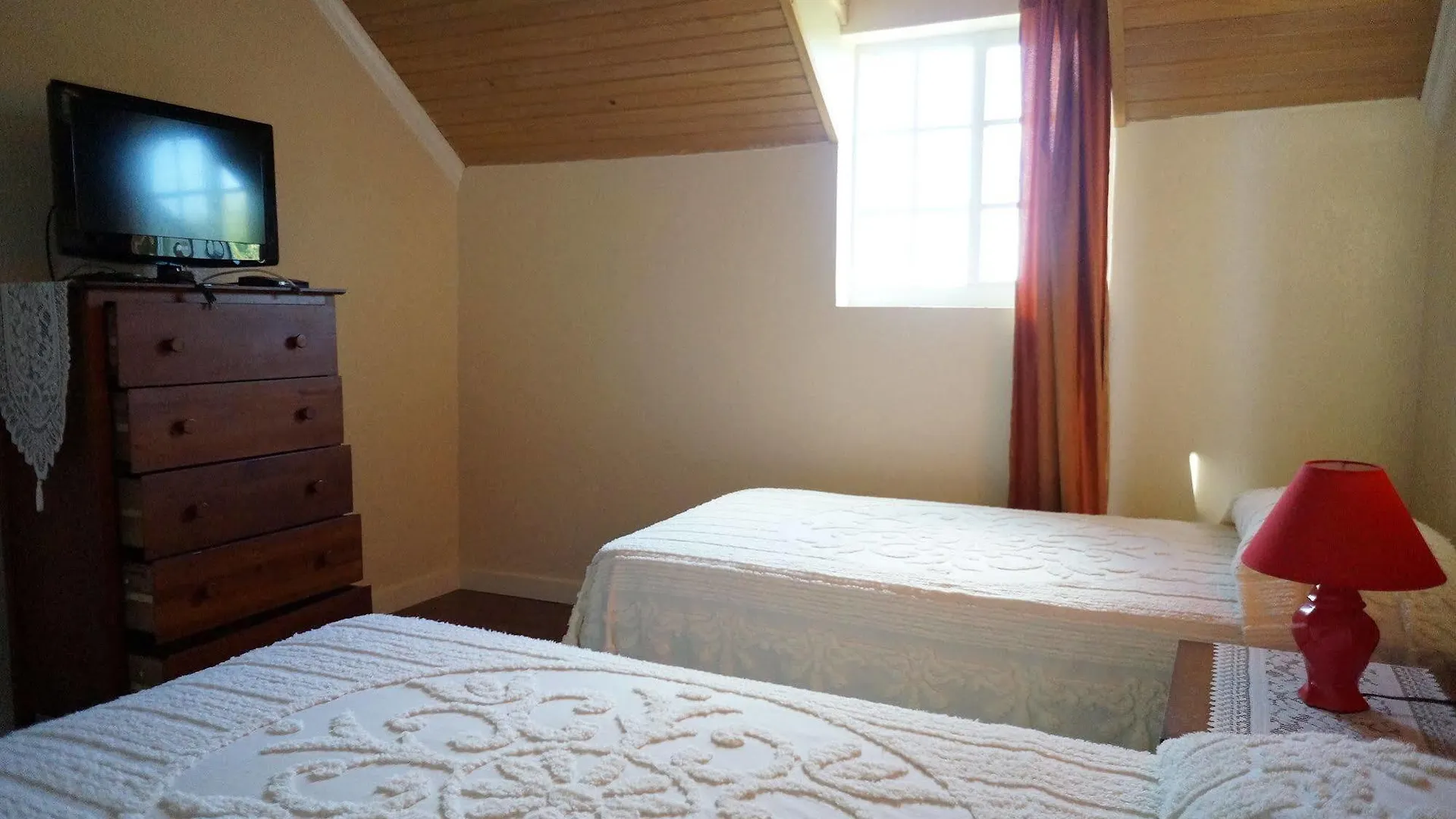 Island Seaside Suites Savannah Sound 酒店