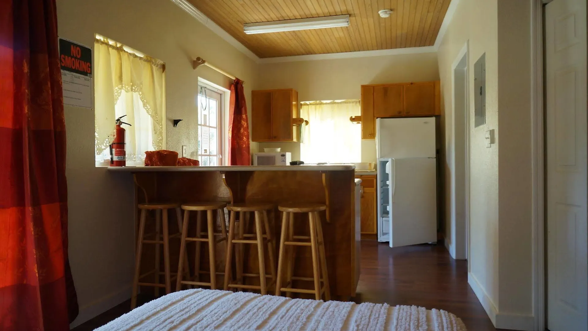 Island Seaside Suites Savannah Sound